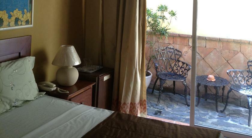 Hotel Alcaldeza - Garden House Maria Guadalupe Saint-Domingue Extérieur photo