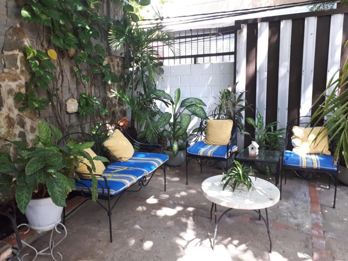 Hotel Alcaldeza - Garden House Maria Guadalupe Saint-Domingue Extérieur photo